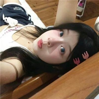 屌丝女士第三季封面